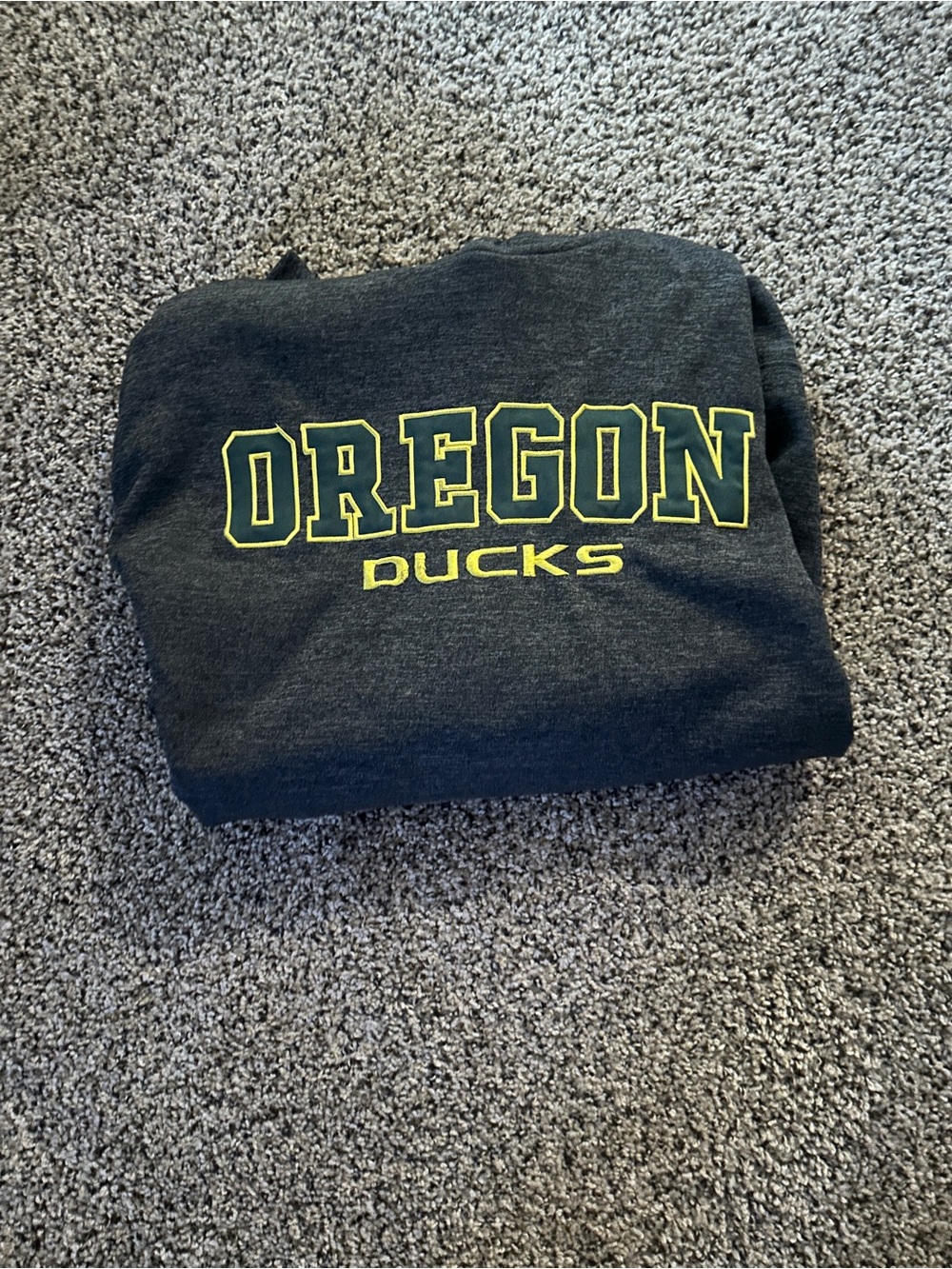 Oregon Ducks Women's Charcoal Gray Sweatshirt